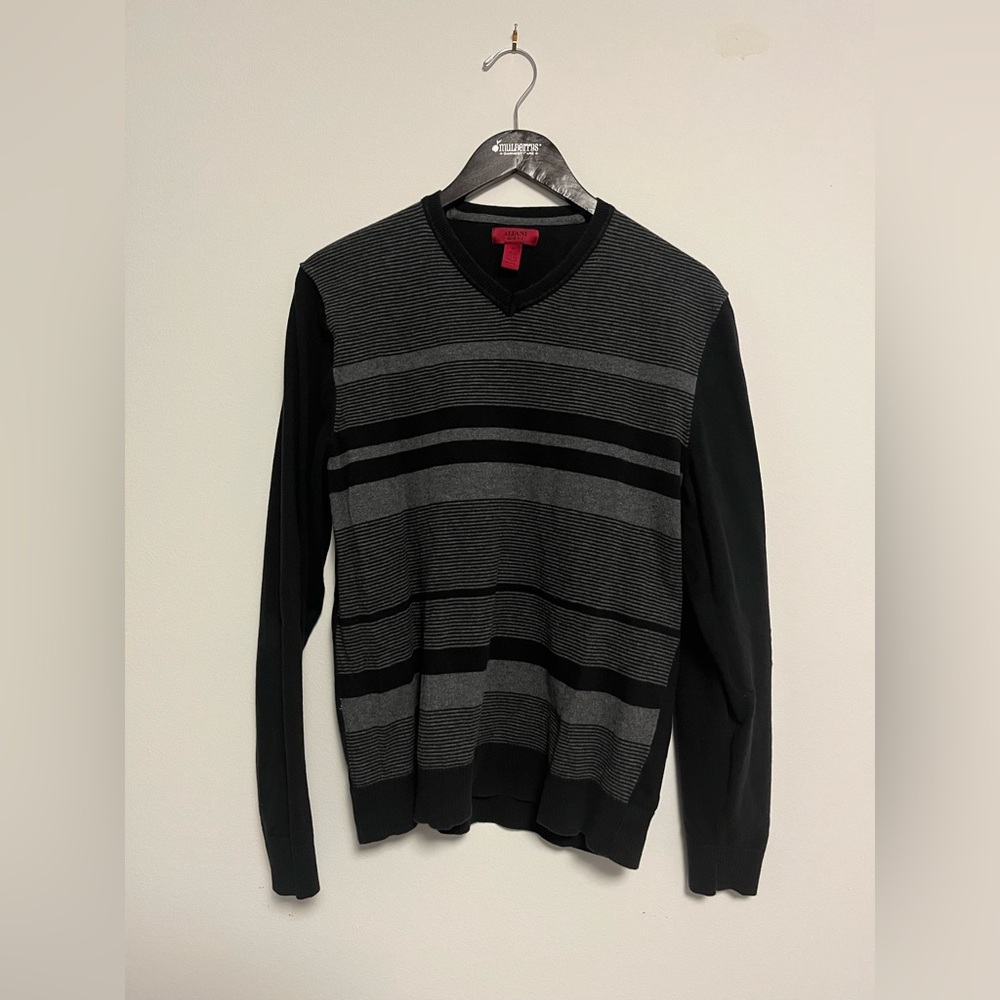 Alfani Men’s V-Neck Black and Gray Striped Sweater - Retro